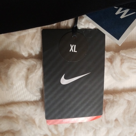 SOLD Brand new Nike top. Never used. - Picture 2 of 6